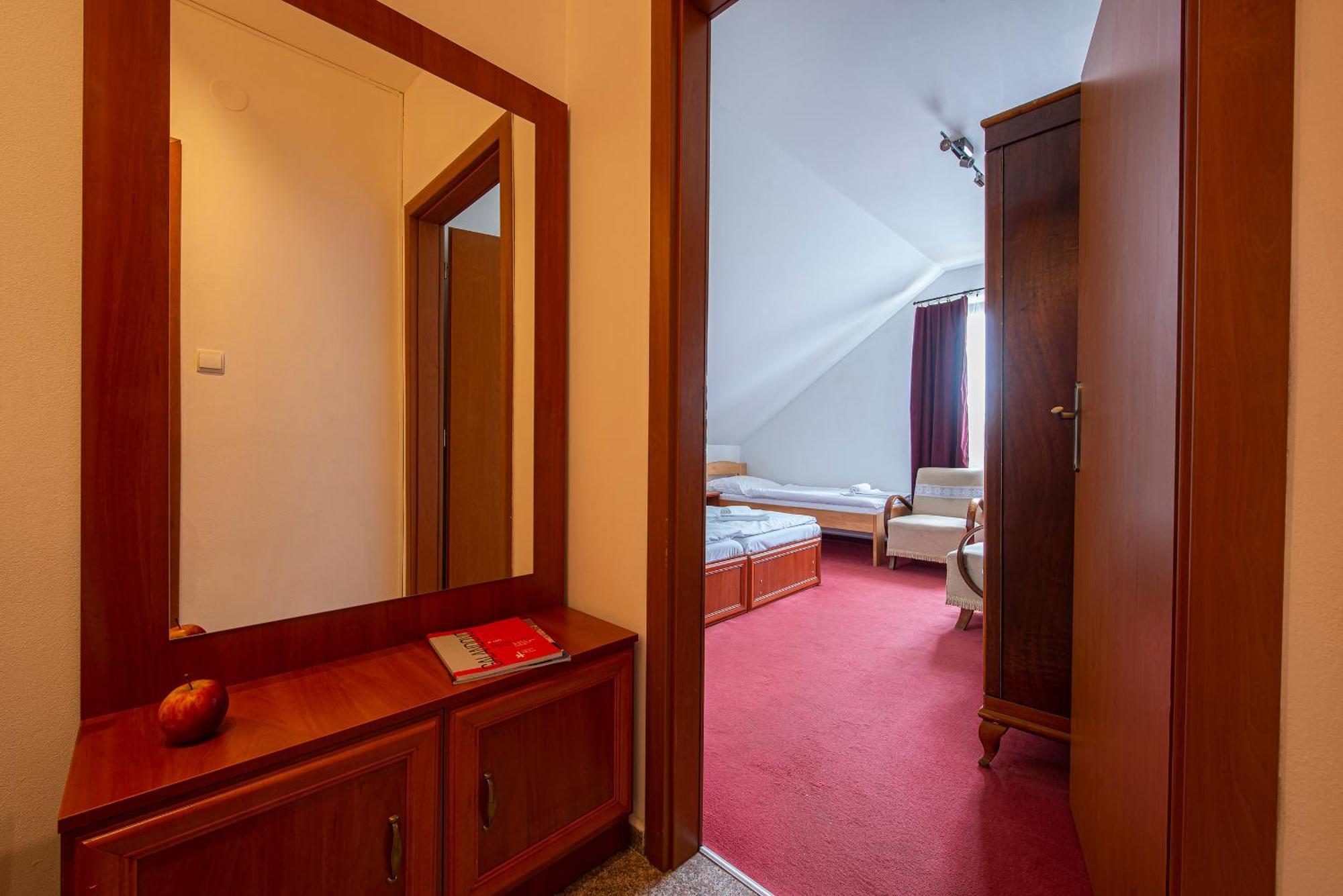 Motel&Restaurant Lavender Poprad Eksteriør billede